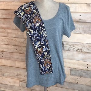 NWT M Lularoe Classic T